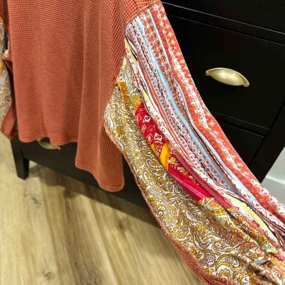 Easel Rust and Multicolor Boho Top - Picture 6 of 6